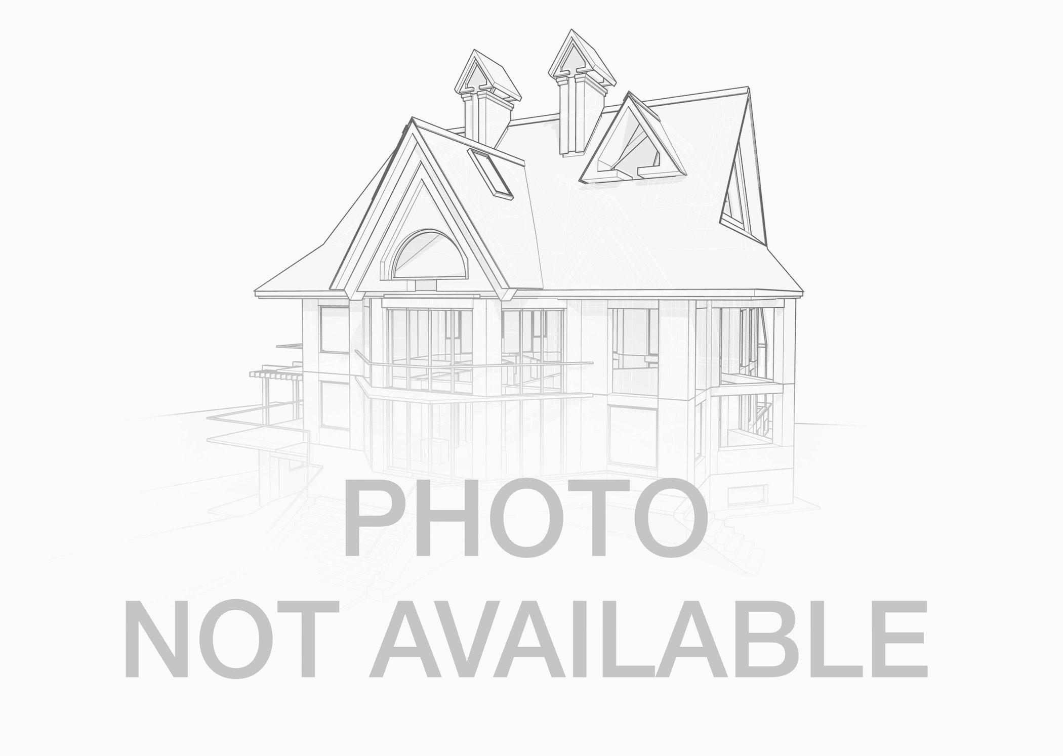 309 Three Oaks Road 